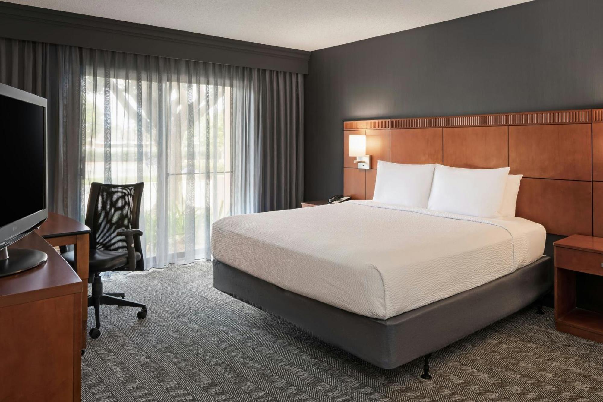 Готель Courtyard Anaheim Буена-Парк Екстер'єр фото