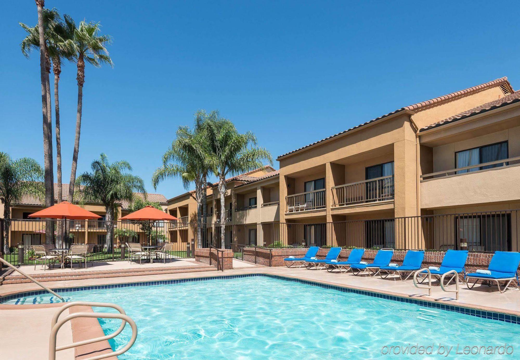 Готель Courtyard Anaheim Буена-Парк Екстер'єр фото